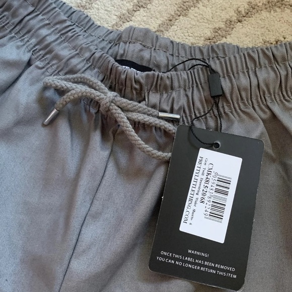 Pretty little thing shorts - Picture 2 of 2